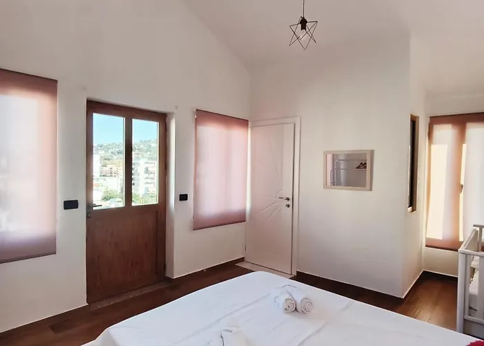 The View And Terrace Gjirokastra